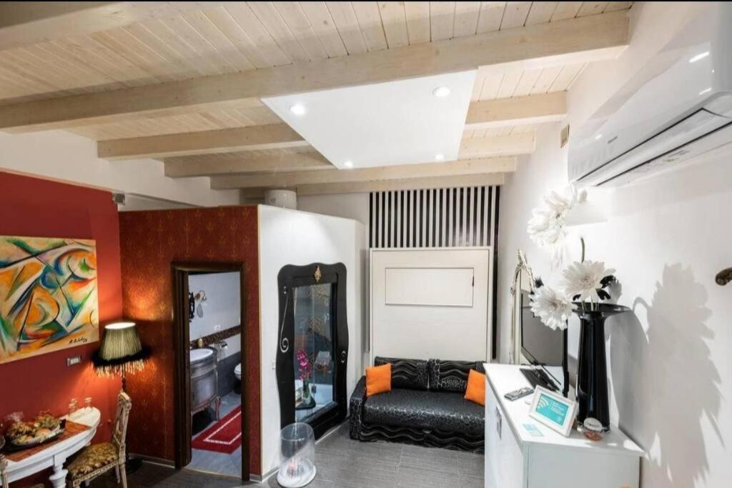 Apt 2 In The Historic Center Bari Luaran gambar